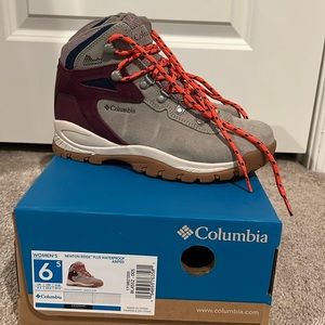 Columbia Women's Newton Ridge Lightweight Waterproof Shoe Hiking Boot  Size 6.5
